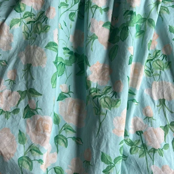 Hill House Athena in Blue Roses Poplin Sz M EUC - Picture 2 of 5